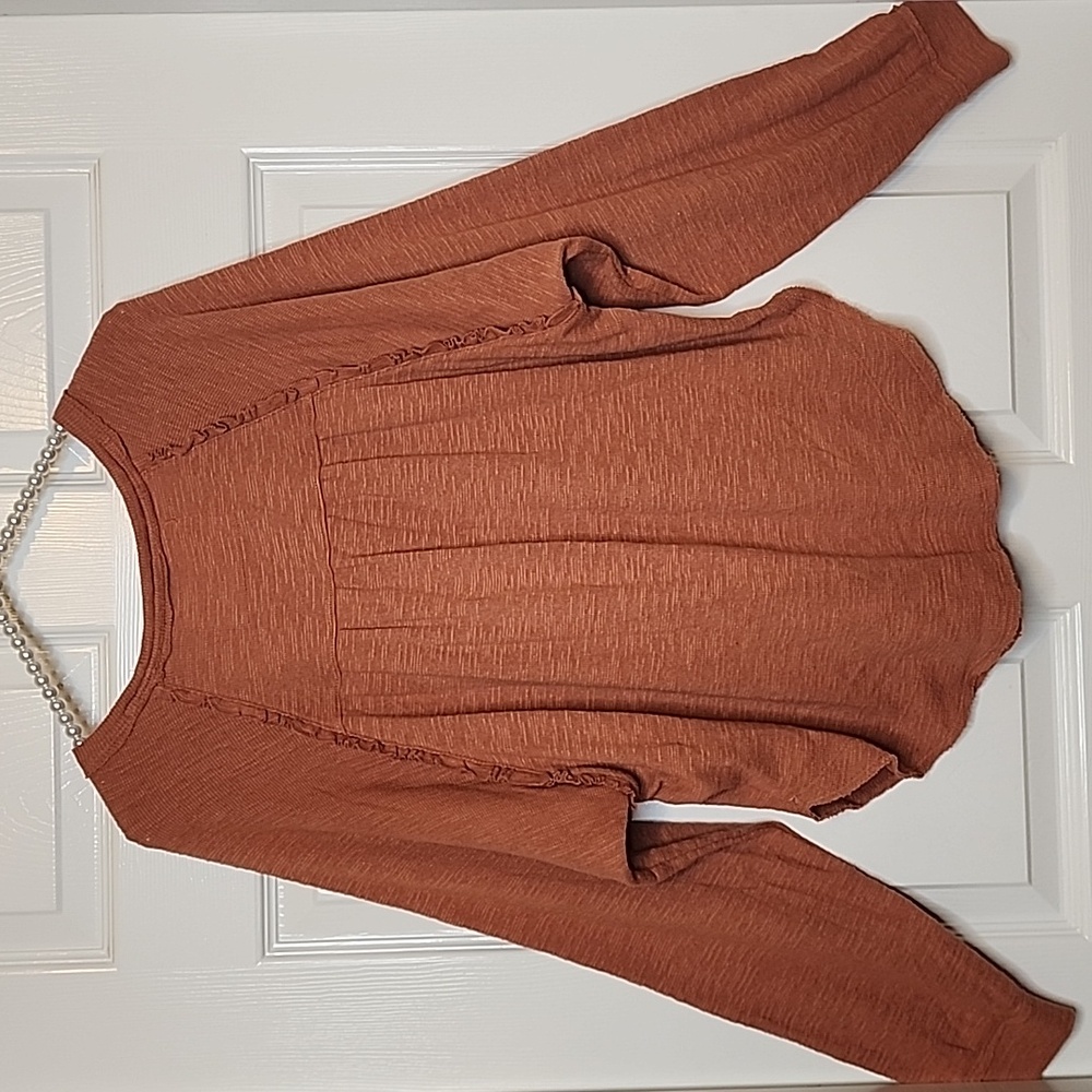 Pilcro Anthropolgie Rust Ruffled Raglan Longsleeve Crew Neck Thermal Top Flowy - Picture 3 of 9